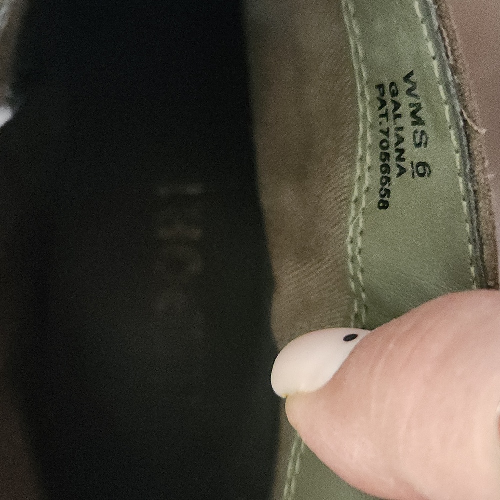 Report Suede Sage green wedge zip ankle booties - Picture 3 of 5
